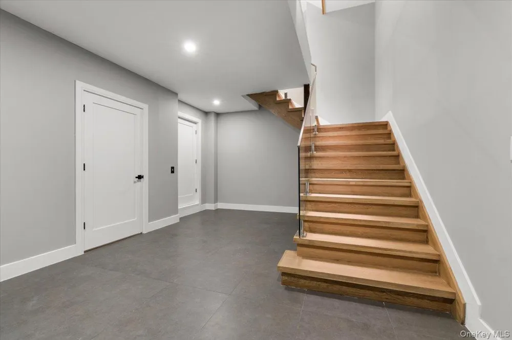 1368 Beech Street Atlantic Beach, NY 11509