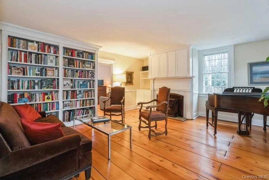 1141 BEEKMAN ROAD Hopewell Junction, NY 12533