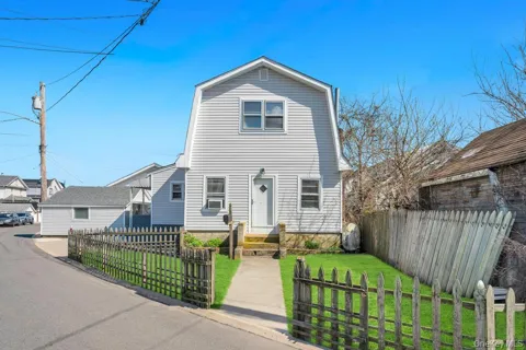 64 West Avenue