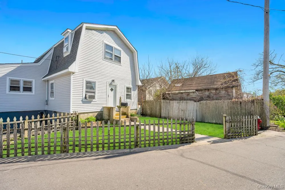64 West Avenue Lawrence, NY 11559