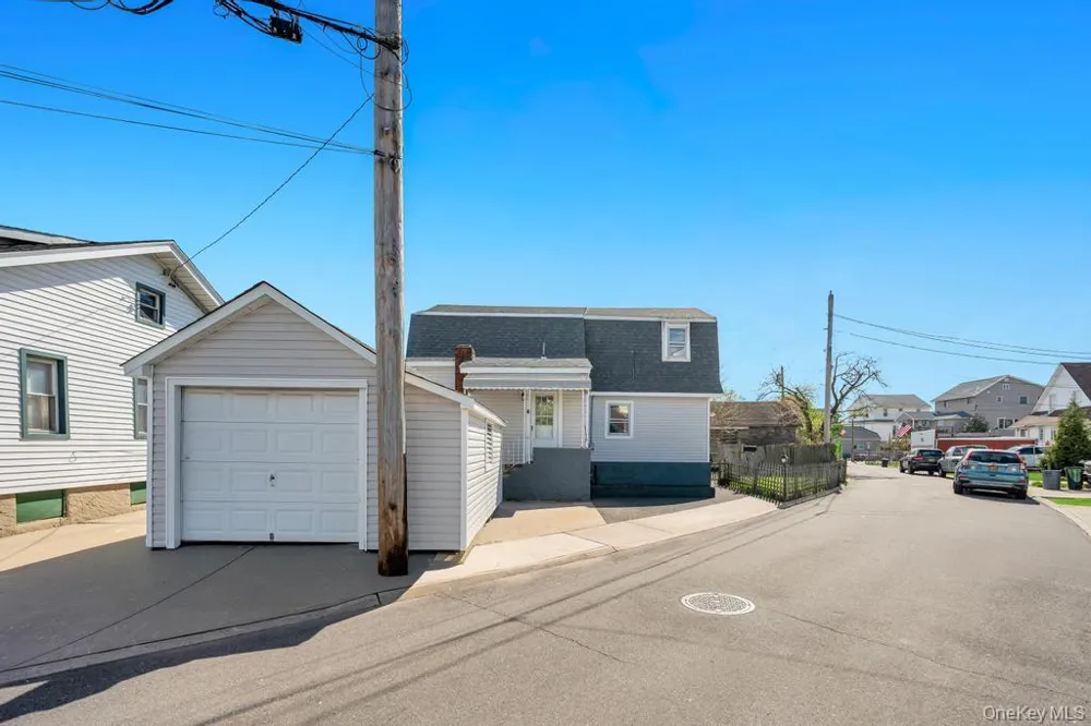 64 West Avenue Lawrence, NY 11559