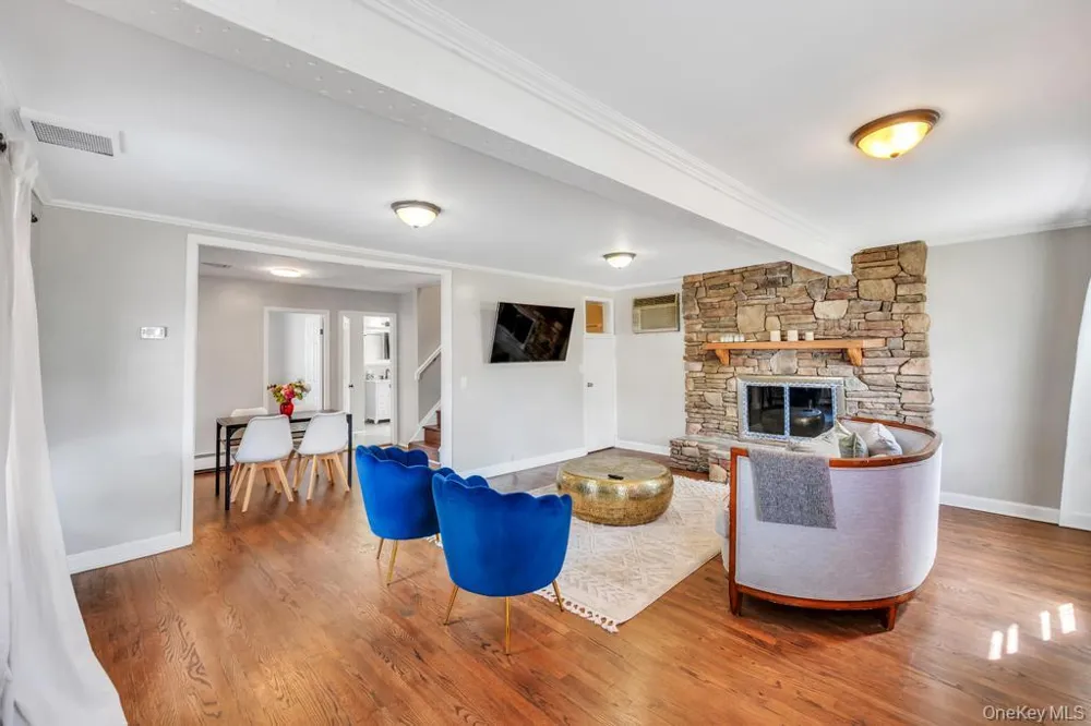 64 West Avenue Lawrence, NY 11559