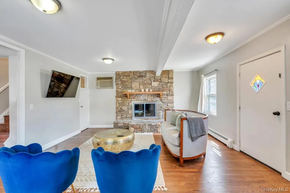 64 West Avenue Lawrence, NY 11559