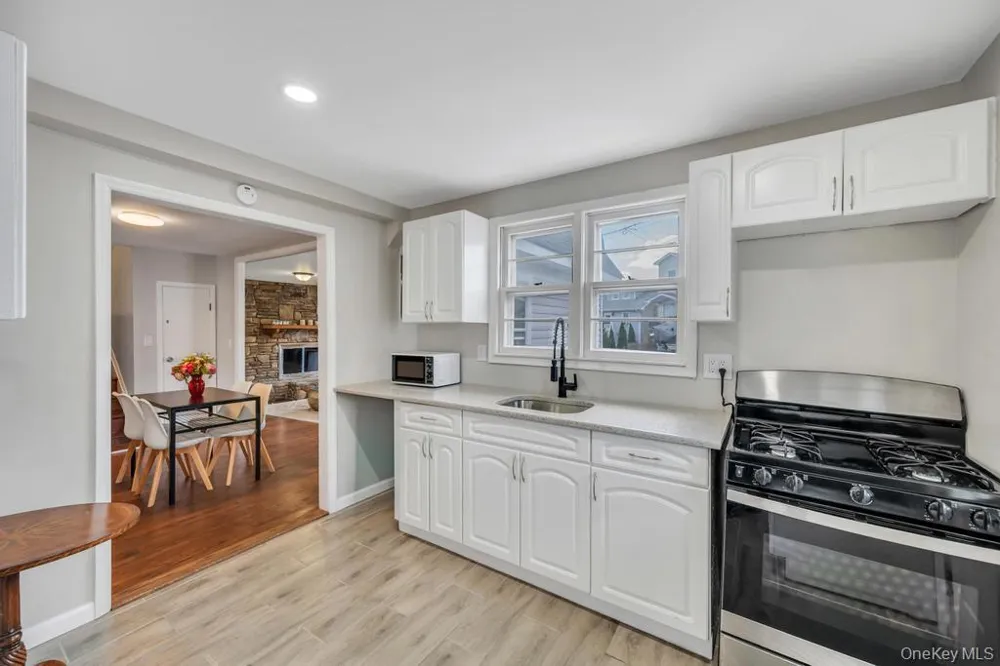 64 West Avenue Lawrence, NY 11559