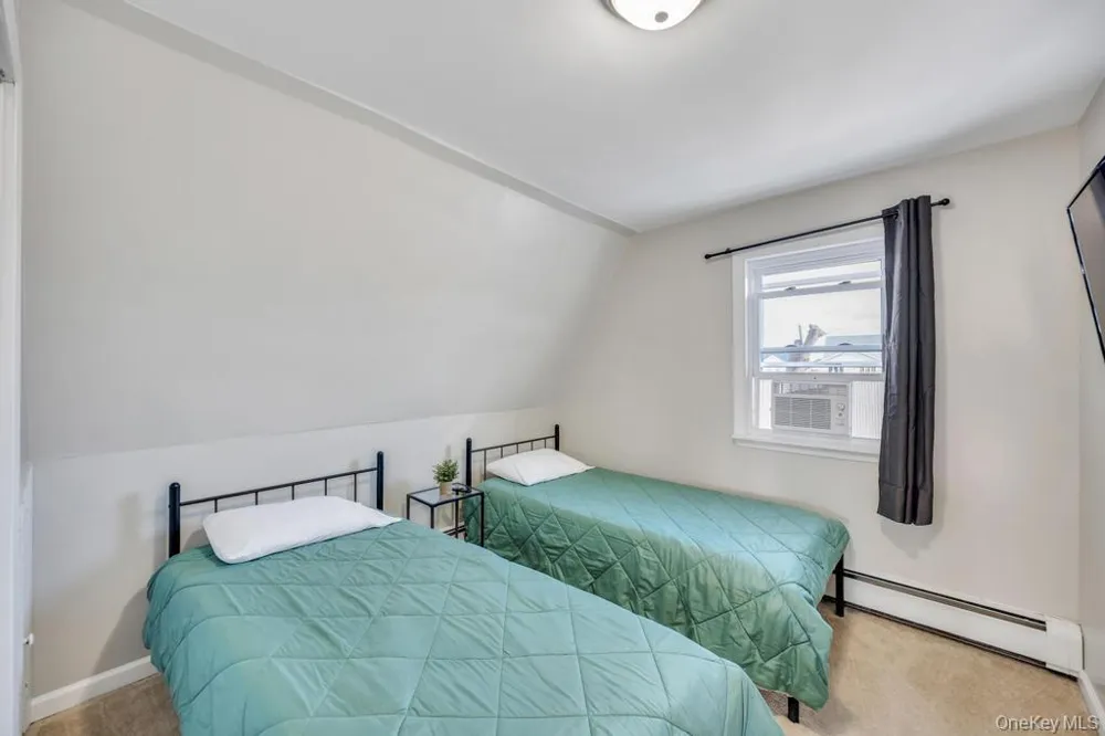 64 West Avenue Lawrence, NY 11559