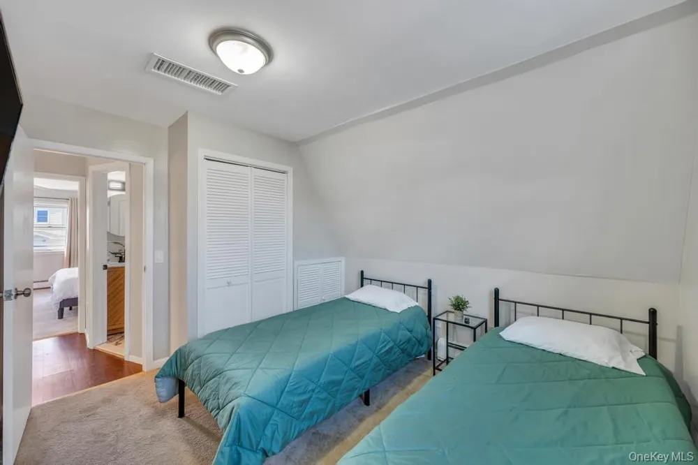 64 West Avenue Lawrence, NY 11559