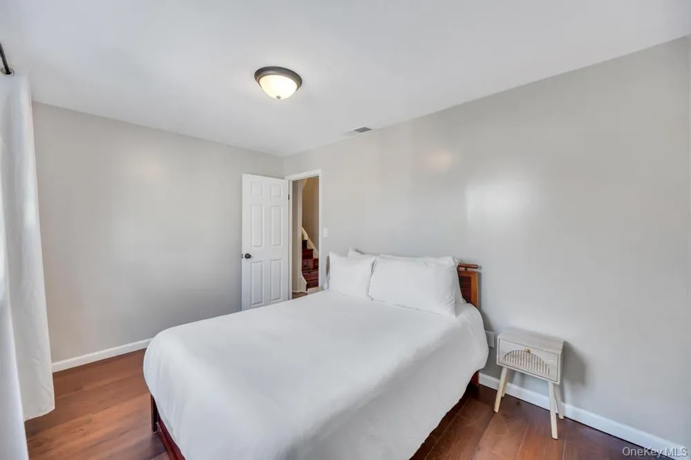 64 West Avenue Lawrence, NY 11559