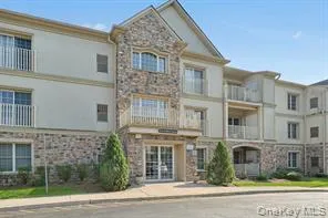 24 De Baun Avenue #303