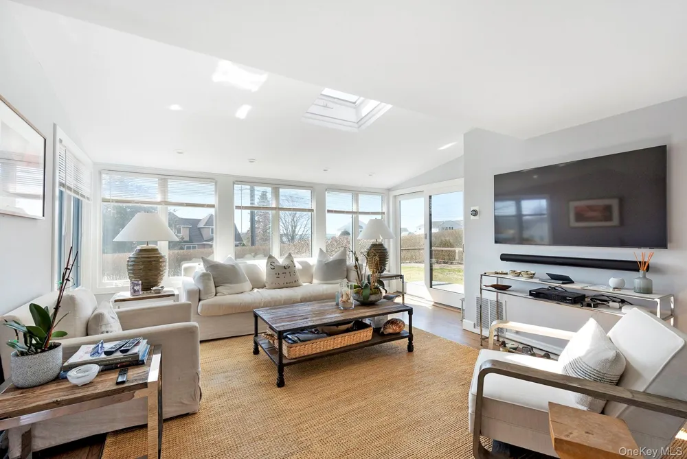 23 Landing Lane Southampton, NY 11968