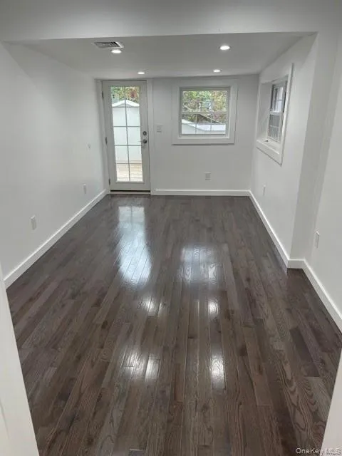 235 E 235th Street Bronx, NY 10470