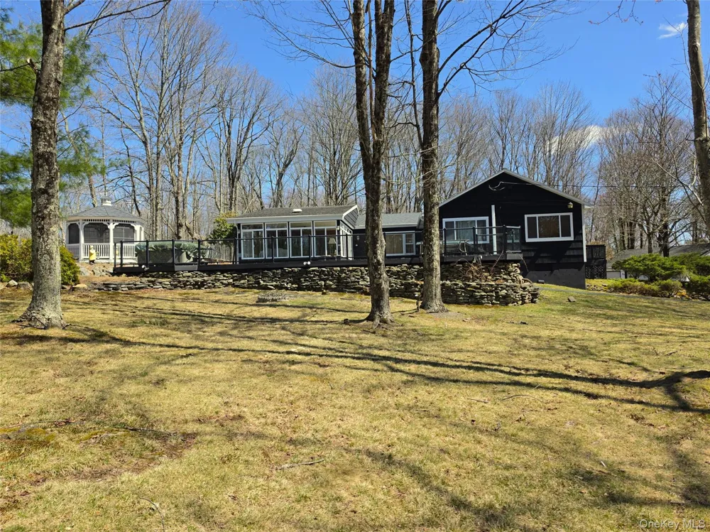8 W Delaware Place Extension Smallwood, NY 12778