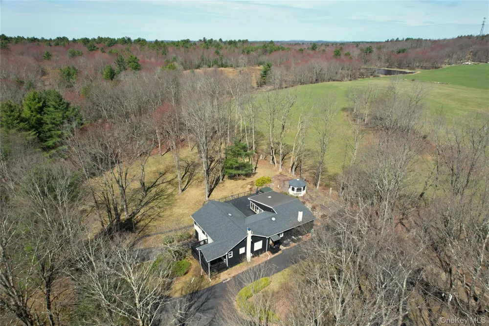 8 W Delaware Place Extension Smallwood, NY 12778