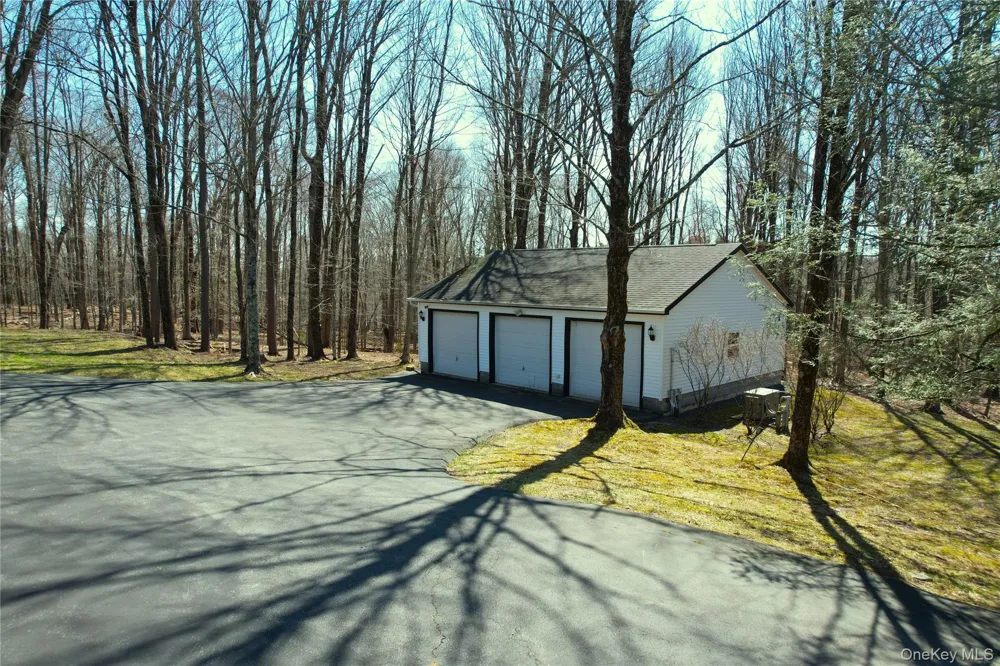8 W Delaware Place Extension Smallwood, NY 12778