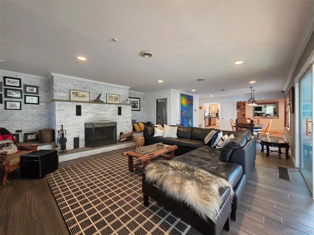 8 W Delaware Place Extension Smallwood, NY 12778