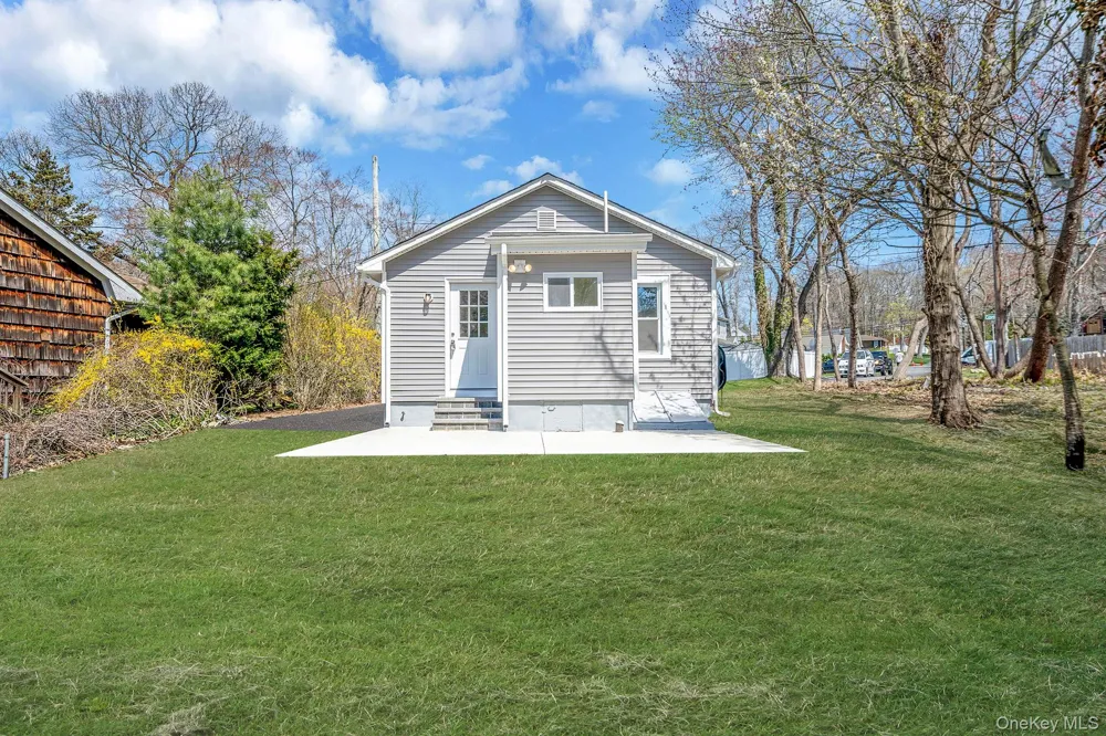 18 Cove Drive Sound Beach, NY 11789