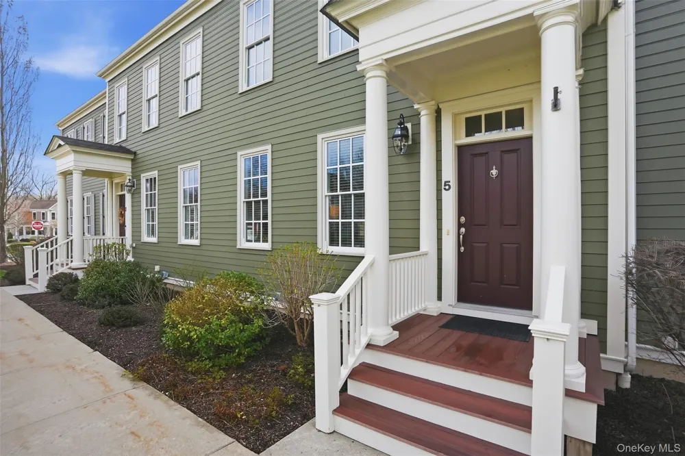 5 Cowdrey Street Warwick, NY 10990