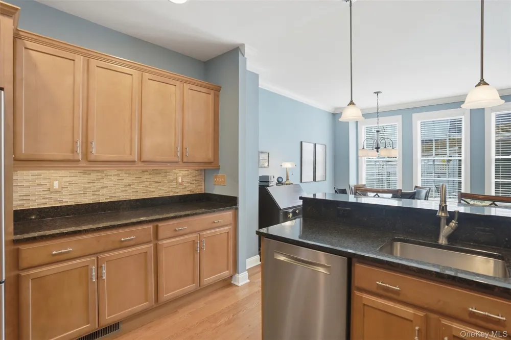 5 Cowdrey Street Warwick, NY 10990