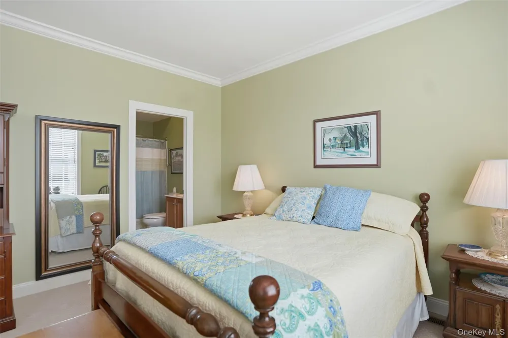 5 Cowdrey Street Warwick, NY 10990