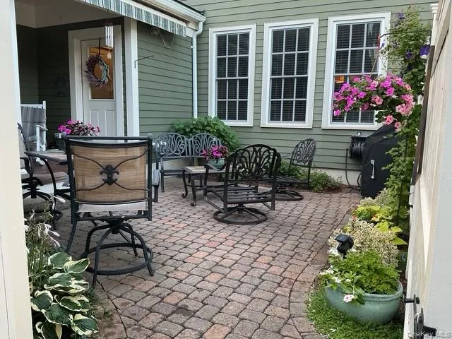 5 Cowdrey Street Warwick, NY 10990