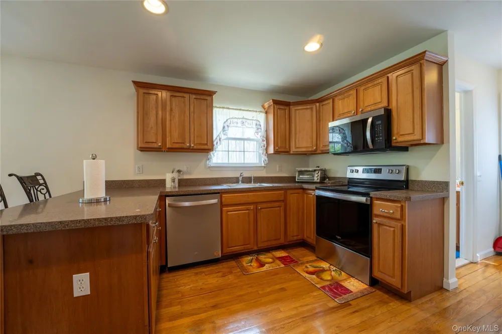 49 S Cozine Road Center Moriches, NY 11934