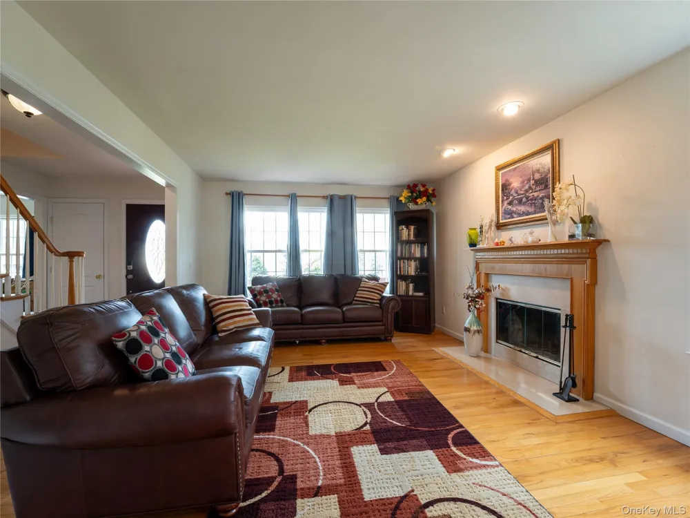 49 S Cozine Road Center Moriches, NY 11934