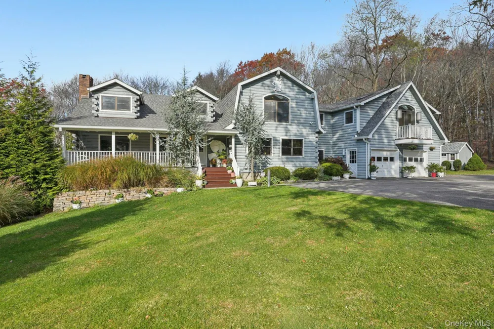 41 and 43 Meeting House Road Pawling, NY 12564