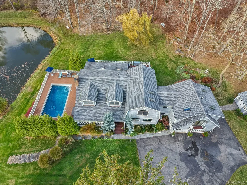 41 and 43 Meeting House Road Pawling, NY 12564