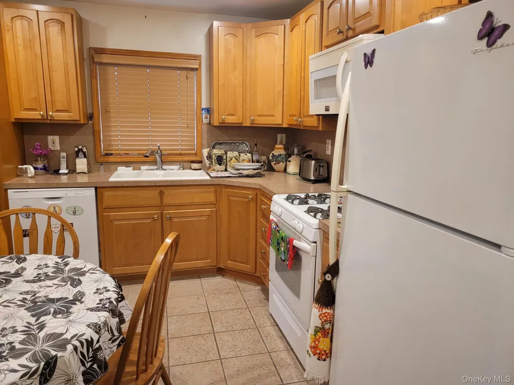9720 158th Avenue Howard Beach, NY 11414