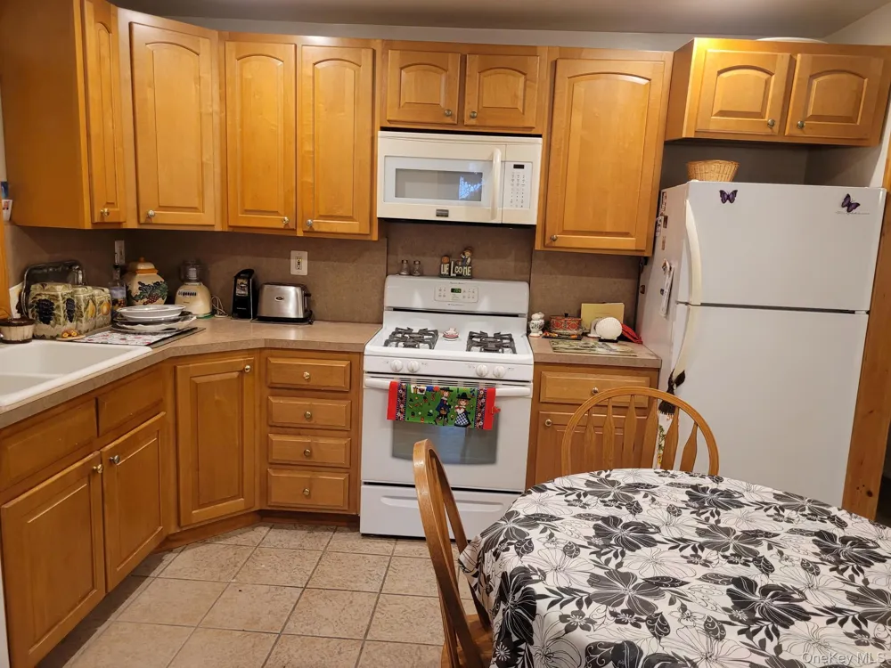 9720 158th Avenue Howard Beach, NY 11414