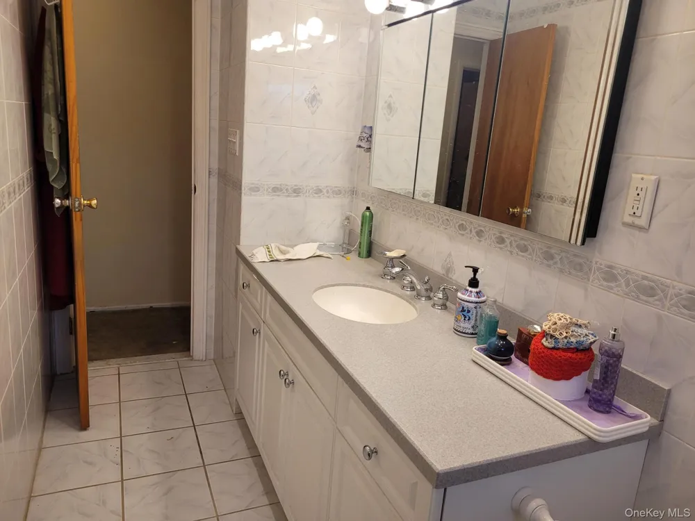 9720 158th Avenue Howard Beach, NY 11414