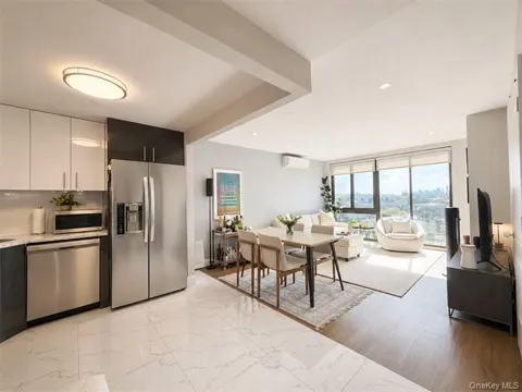 4511 82nd Street #W8G
