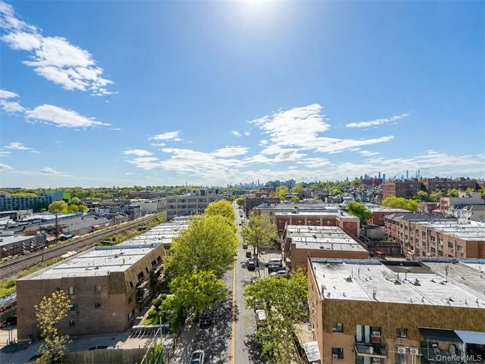 4511 82nd Street #W8G Elmhurst, NY 11373