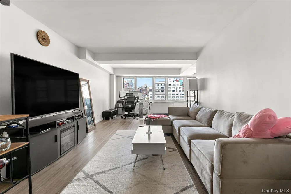 520 E 81st Street #11E New York (Manhattan), NY 10028