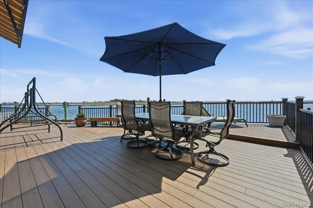 648 Nassau Avenue Freeport, NY 11520