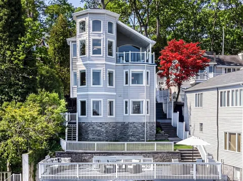 565 McKinley Terrace