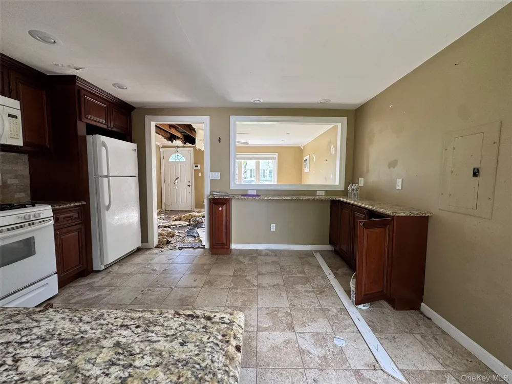 33 Hurd Avenue Garnerville, NY 10923