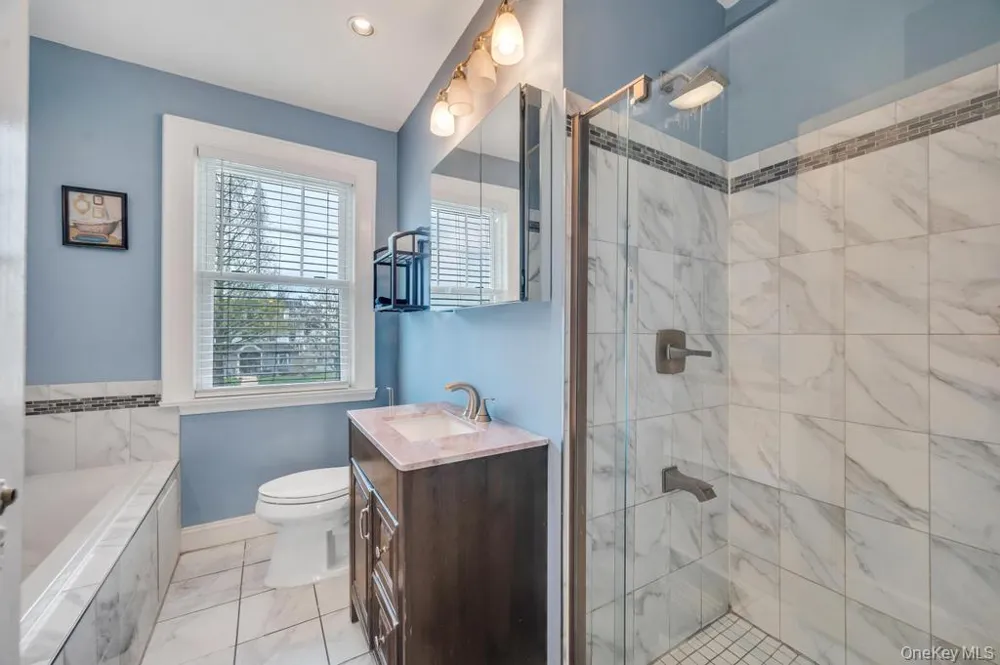 88-35 193rd Street Hollis, NY 11423