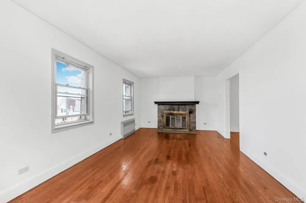 31 Emmett Place Yonkers, NY 10703