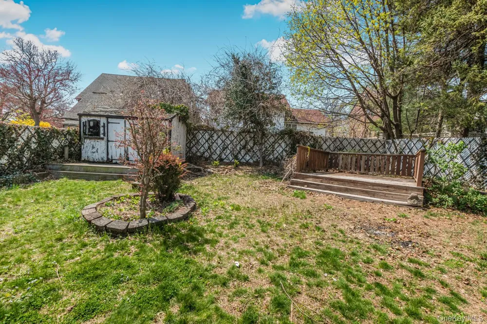 31 Emmett Place Yonkers, NY 10703