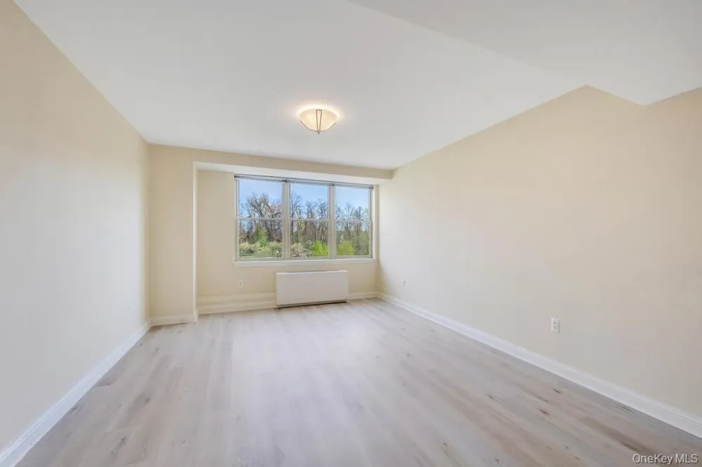 300 E Overlook #240 Port Washington, NY 11050
