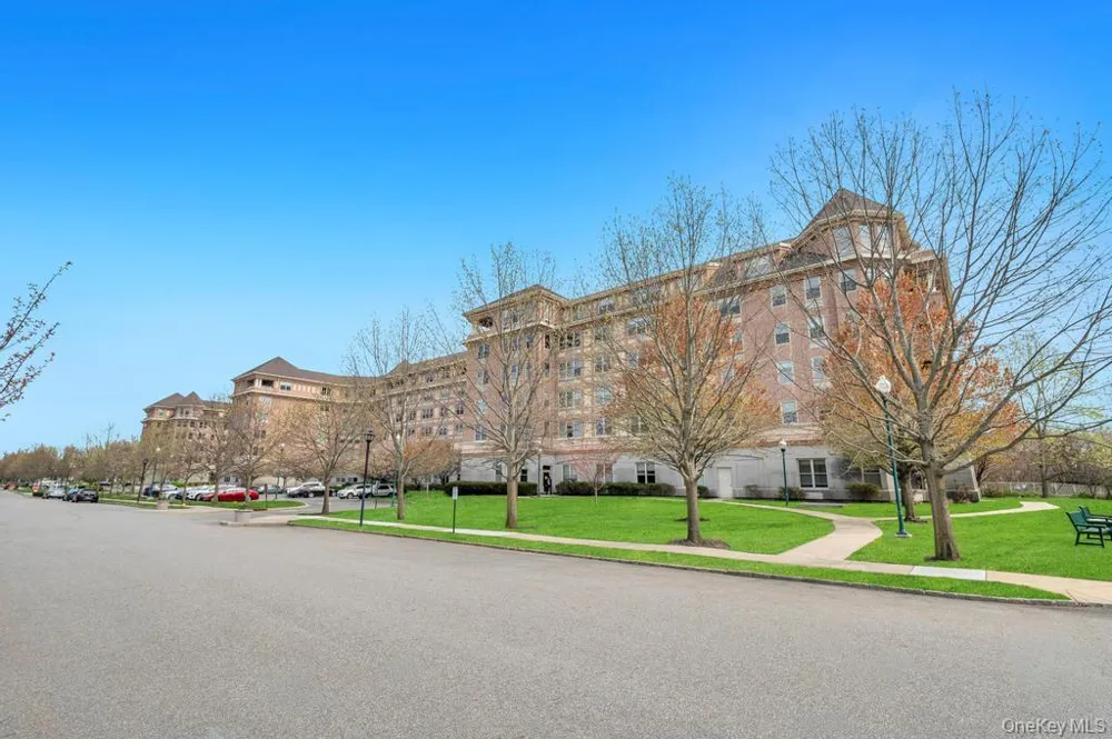 300 E Overlook #240 Port Washington, NY 11050