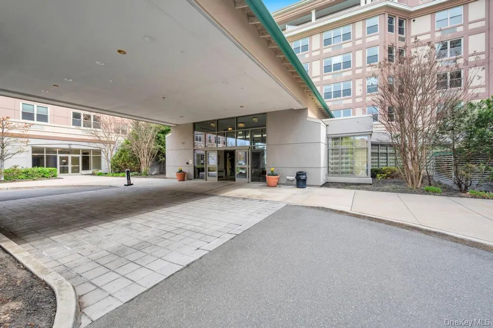 300 E Overlook #240 Port Washington, NY 11050