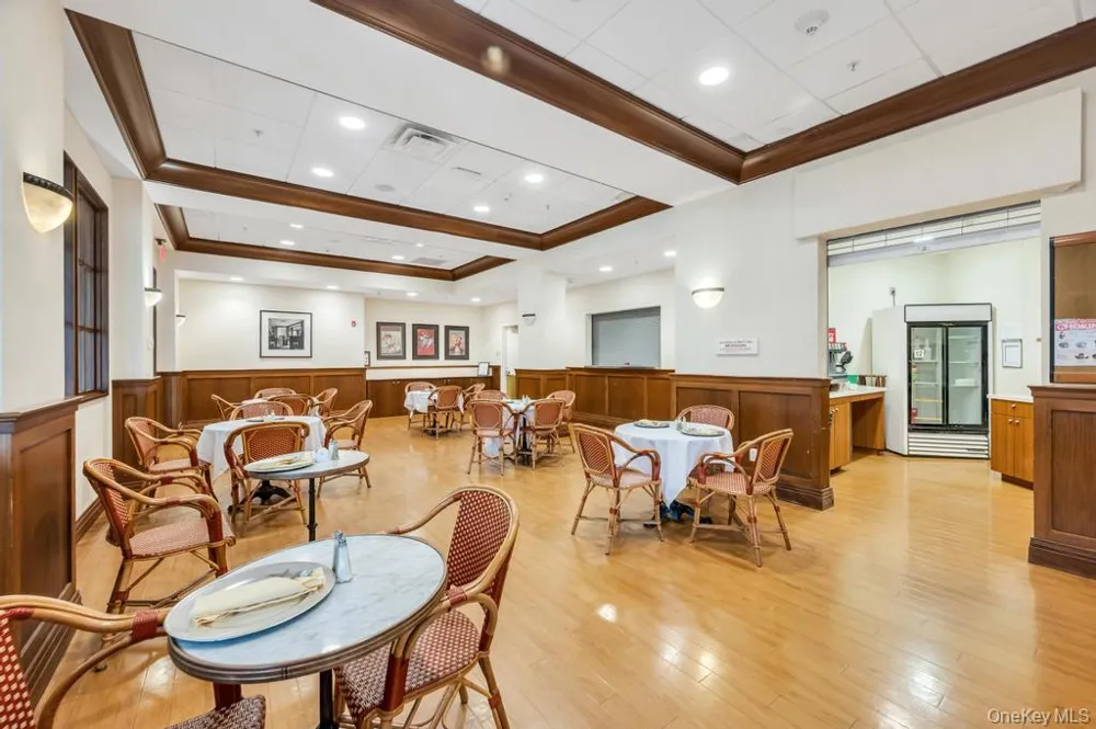300 E Overlook #240 Port Washington, NY 11050