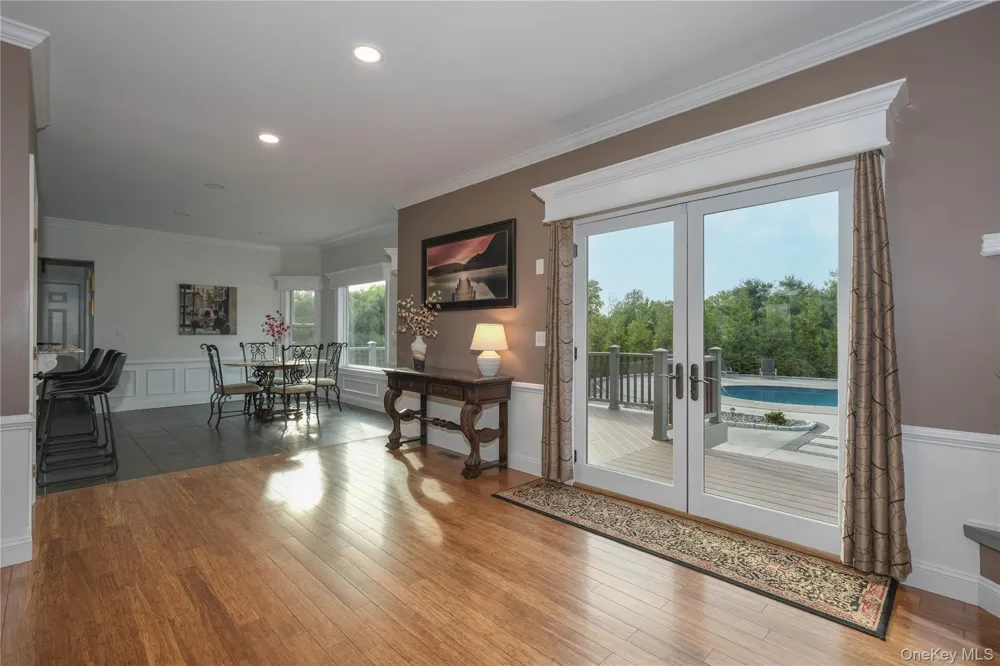 163 Hapeman Hill Road Red Hook, NY 12571