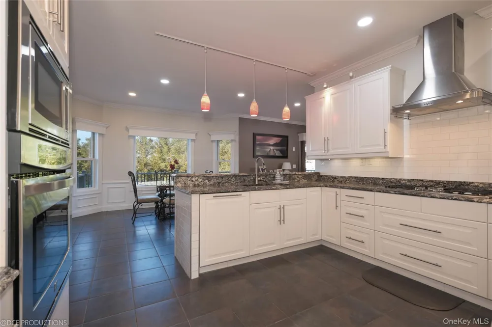 163 Hapeman Hill Road Red Hook, NY 12571