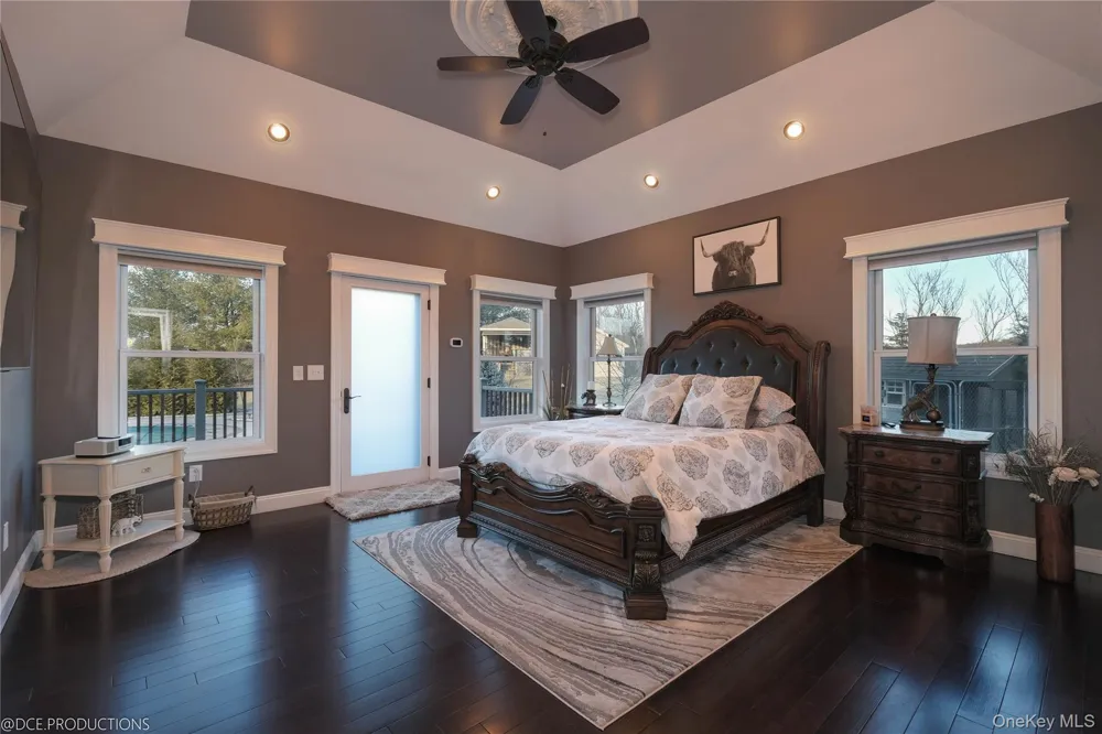 163 Hapeman Hill Road Red Hook, NY 12571