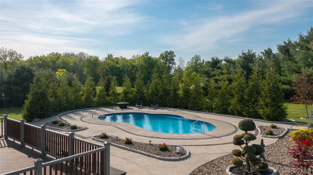 163 Hapeman Hill Road Red Hook, NY 12571