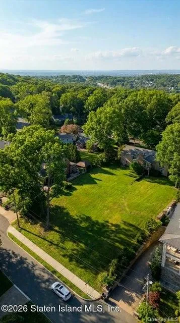 119 Coverly Avenue Staten Island, NY 10301