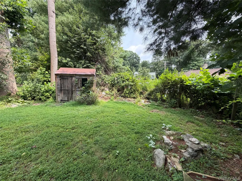 6 Shenorock Drive Yorktown Heights, NY 10598