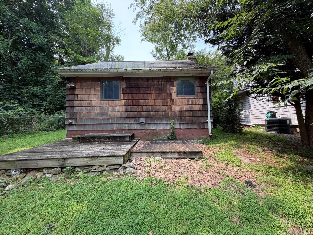 6 Shenorock Drive Yorktown Heights, NY 10598
